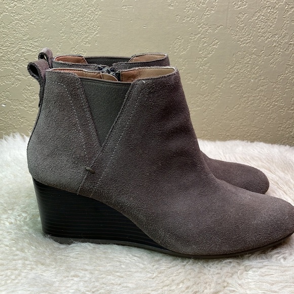 Vionic Paloma Weather Resistant Wedge Bootie - Picture 3 of 10